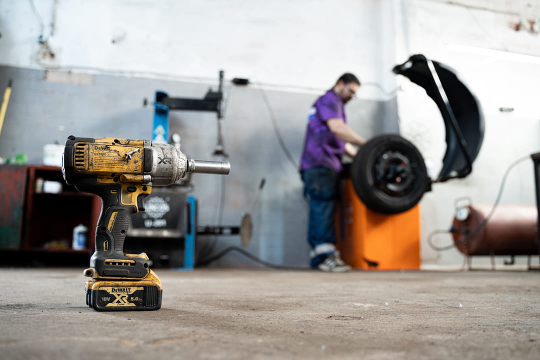 Tyre sales, service, and storage at the Premicar service center in Debrecen